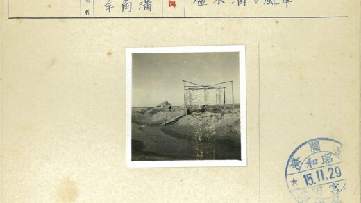 荒漠古建与水域景观.jpg