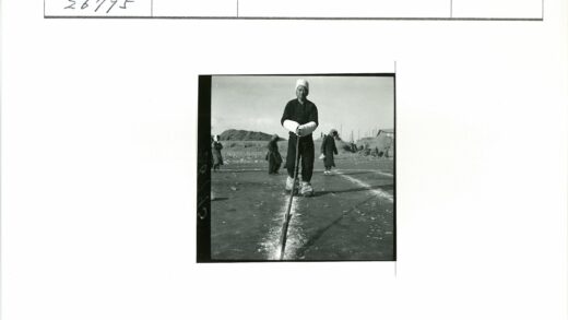 荒野行者与棍画线条.jpg