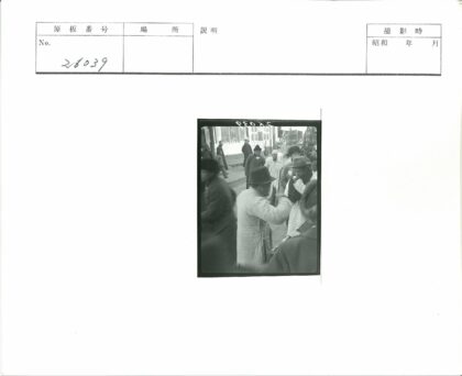 街头生活人物剪影.jpg