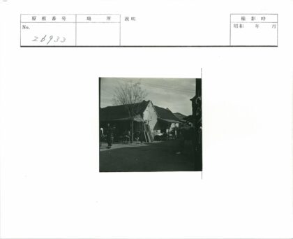 街景自行车瓦房商店推车.jpg