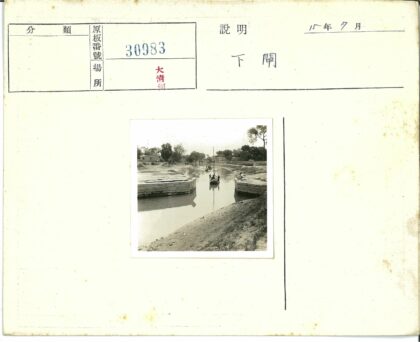 运河行船与沿岸风光.jpg