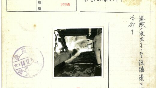 防护服人员检查蒸汽管道现场.jpg