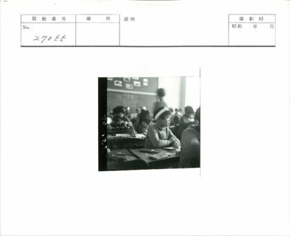 阳光教室专注学习.jpg