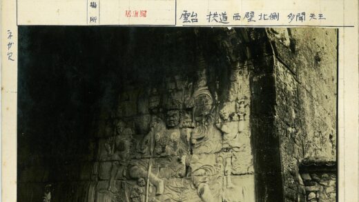 雕刻人物华丽设计边框照片.jpg