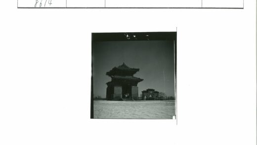 雪中古建双阁.jpg