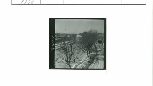 雪中行人街景.jpg