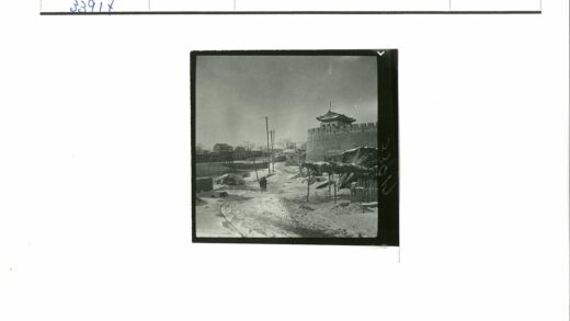 雪村小路与远行者.jpg