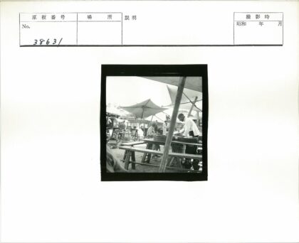 露天市场天篷摊位旧时光.jpg
