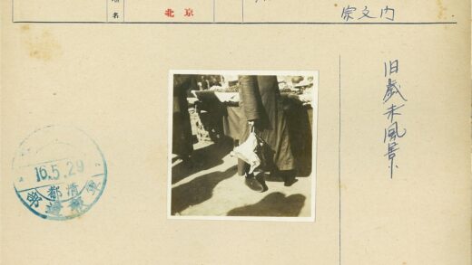 露天市场肉摊商贩.jpg