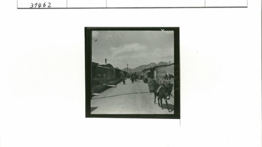 驮篮驴行石屋山道街景.jpg
