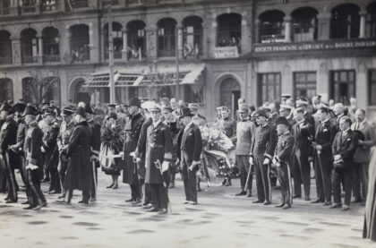 【jpg清晰版】1925年停战纪念日上海战争纪念馆的政要们.jpg