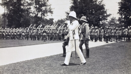 【jpg清晰版】1926年上海英国总领事馆帝国日游行.jpg