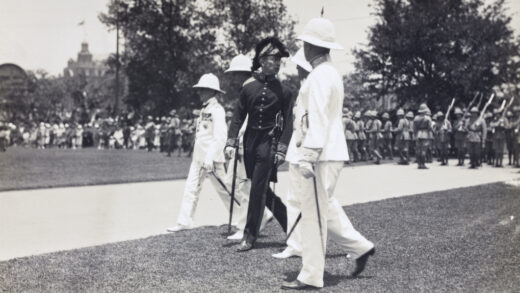 【jpg清晰版】1926年上海英国总领事馆帝国日游行.jpg