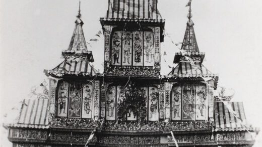 【jpg清晰版】1936年为庆祝温哥华建市五十周年中国制作并竖立于加拿大温哥华的庆典拱门.jpg