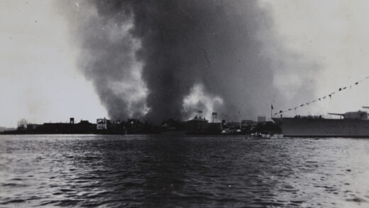【jpg清晰版】1937年11月上海浦东大焚烧.jpg