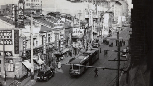 【jpg清晰版】1937年12月上海南京路与劳合路区域因炸弹投掷遭日军封锁.jpg