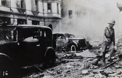 【jpg清晰版】1937年8月14日上海华懋饭店爆炸案中的伤亡与废墟.jpg