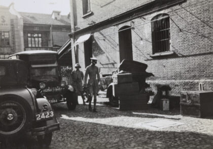 【jpg清晰版】1937年上海嘉兴路警察署撤离.jpg