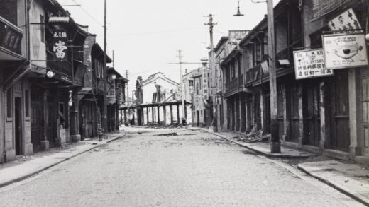 【jpg清晰版】1937年上海鸭绿路战损.jpg