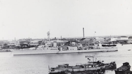 【jpg清晰版】1937年上海黄浦江上的美军奥古斯塔号军舰.jpg