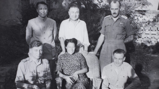 【jpg清晰版】1945年soe官员与中国西安军事情报处.jpg
