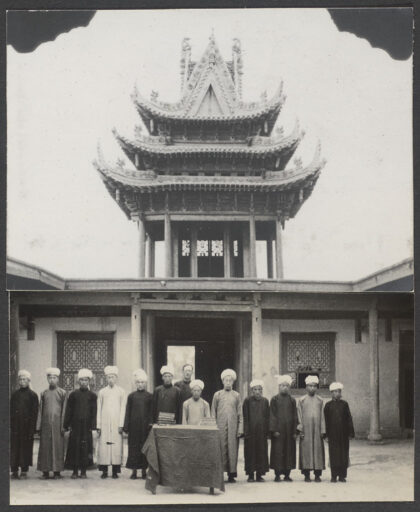 【jpg清晰版】tachiatszhochiahangtsz.hochiahangtsz.piahung和学生主持们.jpg