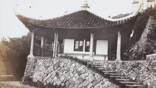 【jpg清晰版】一栋带弧形屋顶的平房.jpg