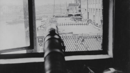 【jpg清晰版】上海1937年从西藏路桥旁f号碉堡看四行仓库.jpg
