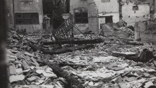 【jpg清晰版】上海北四川路附近虹口饭店后部残迹1937年8月.jpg