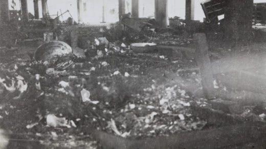 【jpg清晰版】上海梧州路市场焚化后的遗体残骸1937年9月.jpg