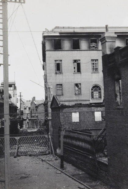 【jpg清晰版】上海江西路北段万国大戏院1937年.jpg