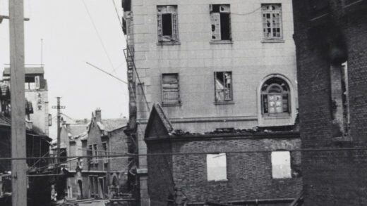 【jpg清晰版】上海江西路北段万国大戏院1937年.jpg