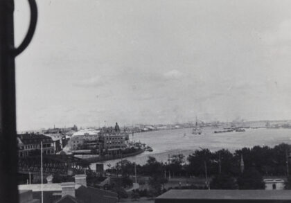 【jpg清晰版】东望黄浦上海1937.jpg