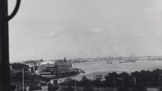 【jpg清晰版】东望黄浦上海1937.jpg