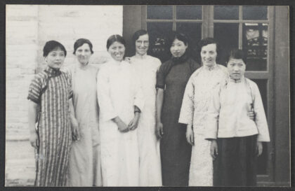 【jpg清晰版】中国内地会宁夏站l.c.伍德夫人、赫斯夫人、贾普小姐和韦克曼小姐.jpg