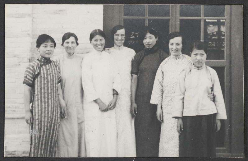 【JPG清晰版】中国内地会宁夏站L.C.伍德夫人、赫斯夫人、贾普小姐和韦克曼小姐