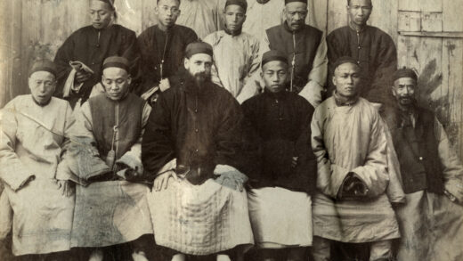 【jpg清晰版】中国男子团体与班尼斯特主教.jpg