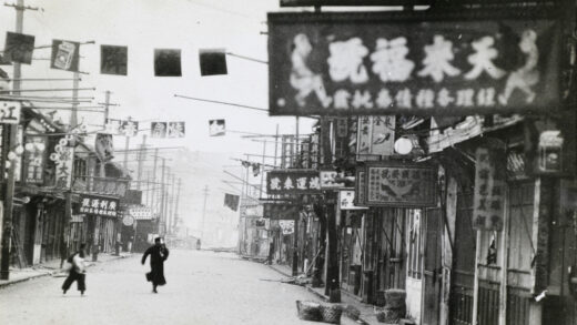 【jpg清晰版】从北浙江路向南望去上海.jpg