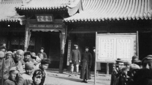 【jpg清晰版】入口和公告牌.jpg