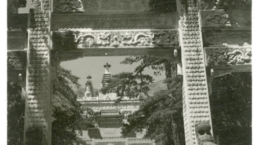 【jpg清晰版】北京西山碧云寺.jpg