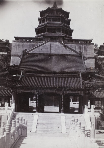 【jpg清晰版】北京颐和园佛香阁的台阶.jpg