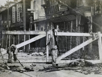 【jpg清晰版】北浙江路障上海1927年3月.jpg