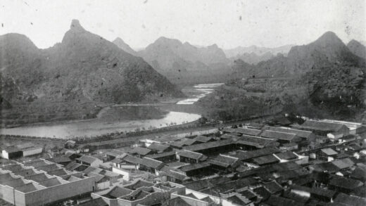 【jpg清晰版】向西望去桂林市.jpg