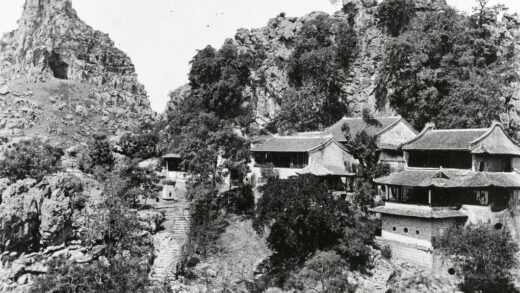 【jpg清晰版】圣寿寺与风洞山桂林.jpg