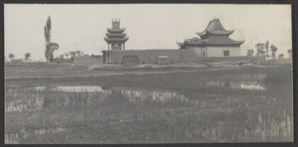 【jpg清晰版】塔嘉孜和何嘉杭孜何嘉杭孜全景.jpg