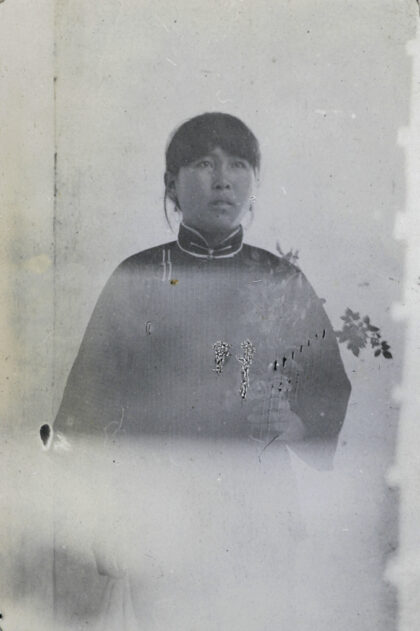 【jpg清晰版】女人的肖像.jpg