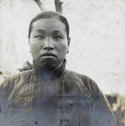 【jpg清晰版】女人的肖像.jpg