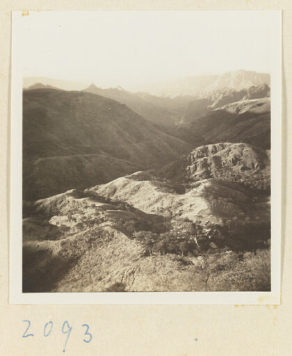 【jpg清晰版】妙峰山朝香之路上的山地景观.jpg