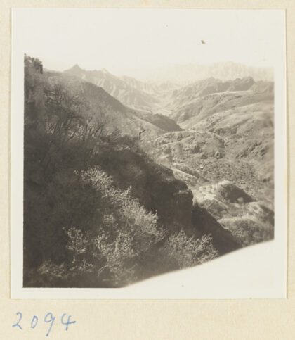 【jpg清晰版】妙峰山朝香之路上的山地景观.jpg