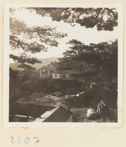 【jpg清晰版】妙峰山朝香路线上的建筑群.jpg